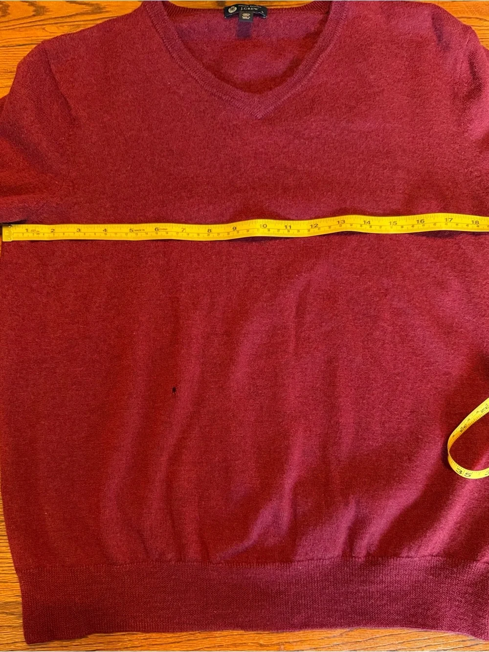 J.Crew Italian 100% Merino Wool V-Neck Sweater Men’s L Burgundy - Small Hole